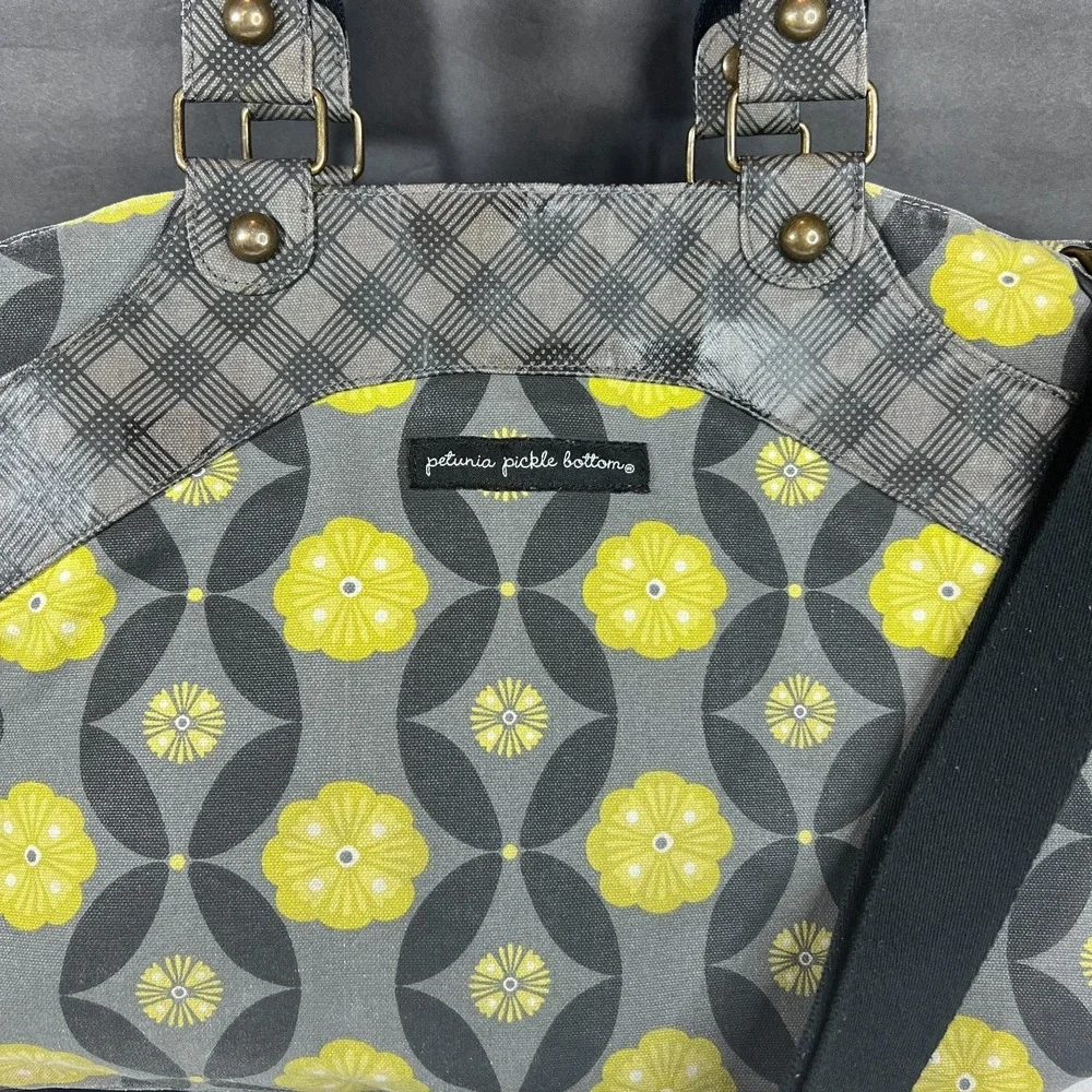 Petunia Pickle Bottom Wistful Weekender Diaper Bag Yellow Gray Floral Large Tote